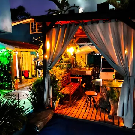 Pousadinha E Residencial Sto Antônio - Praia De Bombas/Bombinhas-Sc-3